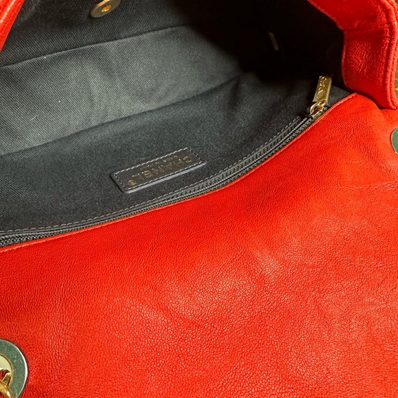 Chanel red chevron wrinkled leather small rectangular medallion chain bag - Picture 13 of 15